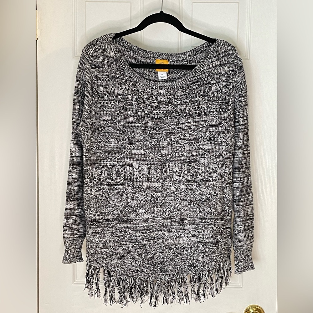Ruby Rd EUC Black and White Sweater with Fringe Bottom